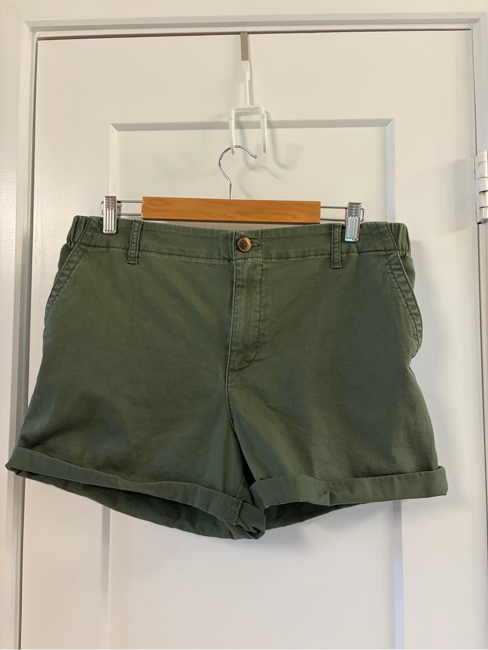 Old Navy Olive Green Rolled Cuff Shorts